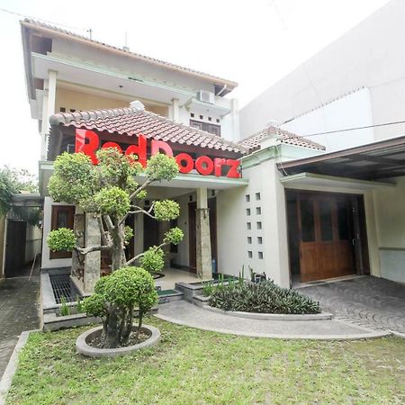 เรดดอร์ซ พลัส แอท เตกัล ปังกุง Hotel ยอกยาการ์ตา ภายนอก รูปภาพ