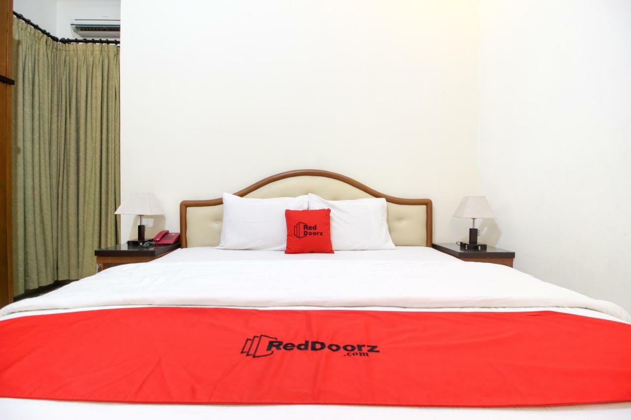เรดดอร์ซ พลัส แอท เตกัล ปังกุง Hotel ยอกยาการ์ตา ภายนอก รูปภาพ